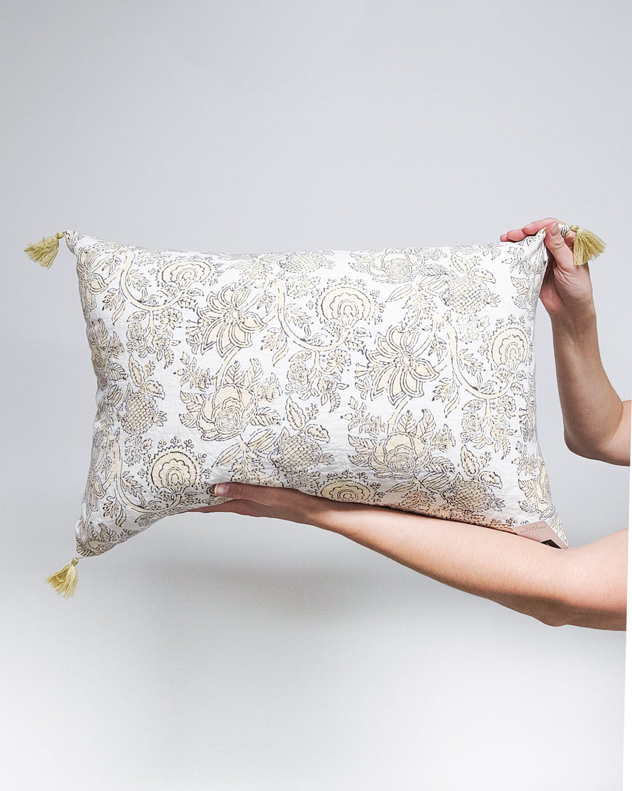 Hampton Linen Pillow