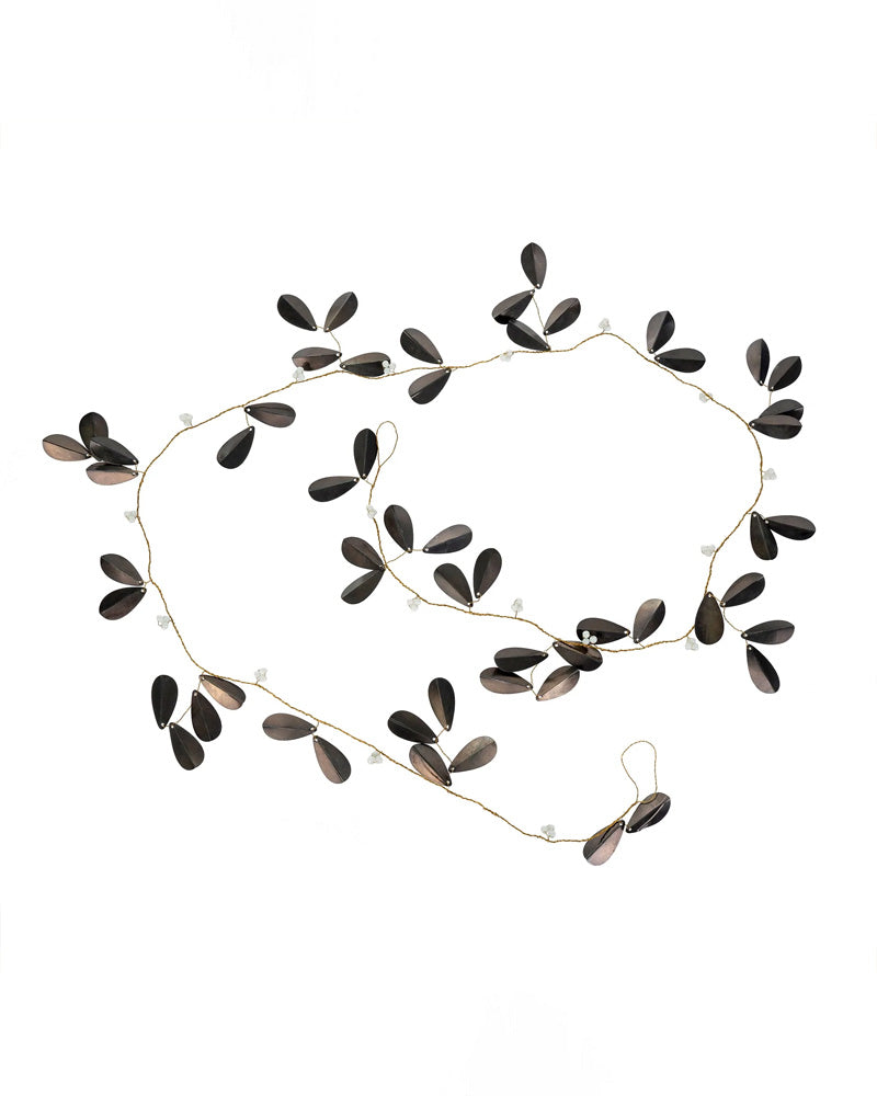 Aged Leaf and Pearl Garland